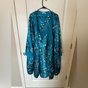 Amoureuse Teal Floral Women's Nightgown with cross cross back and robe